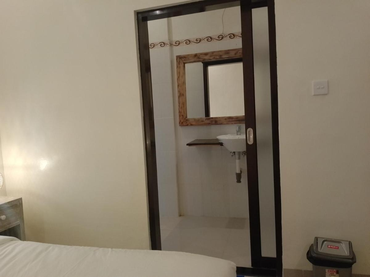 Yanti Guest House Canggu  Exterior photo