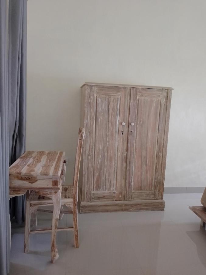 Yanti Guest House Canggu  Exterior photo