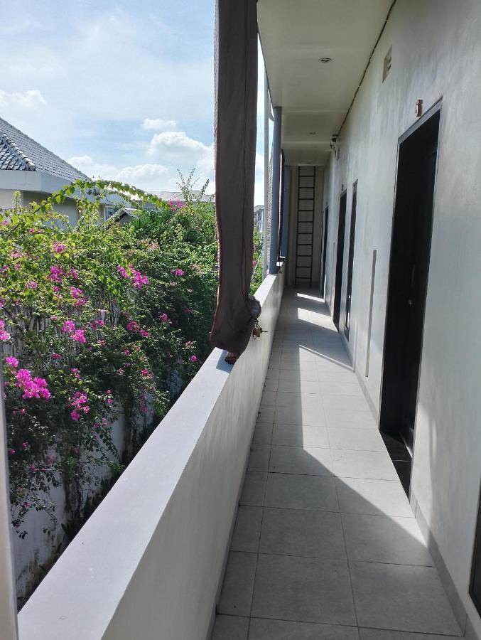 Yanti Guest House Canggu  Exterior photo